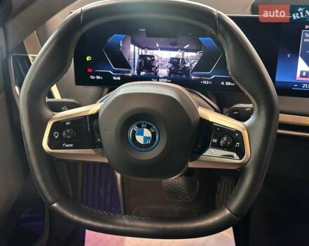 Черный БМВ iX, объемом двигателя 0 л и пробегом 62 тыс. км за 60390 $, фото 42 на Automoto.ua