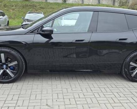 Черный БМВ iX, объемом двигателя 0 л и пробегом 98 тыс. км за 58800 $, фото 40 на Automoto.ua