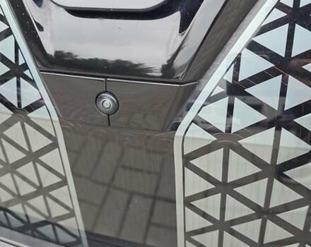 Черный БМВ iX, объемом двигателя 0 л и пробегом 98 тыс. км за 58800 $, фото 47 на Automoto.ua