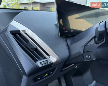 Черный БМВ iX, объемом двигателя 0 л и пробегом 72 тыс. км за 48500 $, фото 78 на Automoto.ua