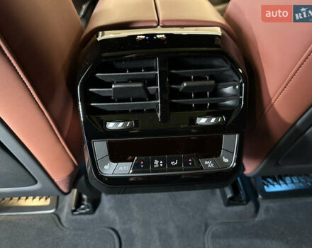 Чорний БМВ iX, об'ємом двигуна 0 л та пробігом 1 тис. км за 94900 $, фото 44 на Automoto.ua