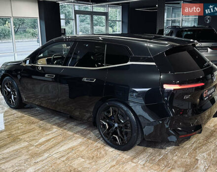 Чорний БМВ iX, об'ємом двигуна 0 л та пробігом 1 тис. км за 94900 $, фото 13 на Automoto.ua