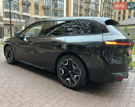 Чорний БМВ iX, об'ємом двигуна 0 л та пробігом 77 тис. км за 75900 $, фото 10 на Automoto.ua