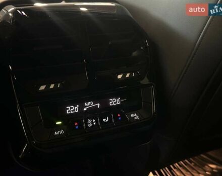 Черный БМВ iX, объемом двигателя 0 л и пробегом 62 тыс. км за 60390 $, фото 38 на Automoto.ua
