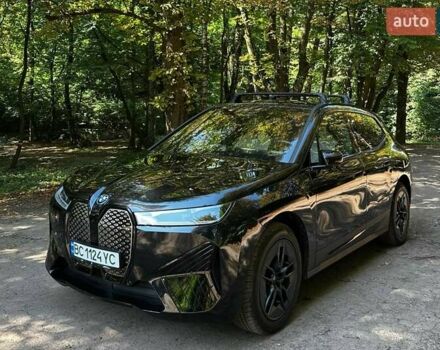 Черный БМВ iX, объемом двигателя 0 л и пробегом 59 тыс. км за 52500 $, фото 2 на Automoto.ua