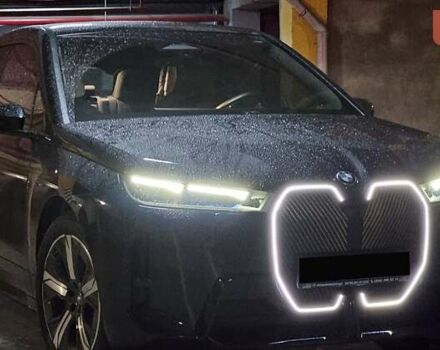 Черный БМВ iX, объемом двигателя 0 л и пробегом 29 тыс. км за 59998 $, фото 23 на Automoto.ua