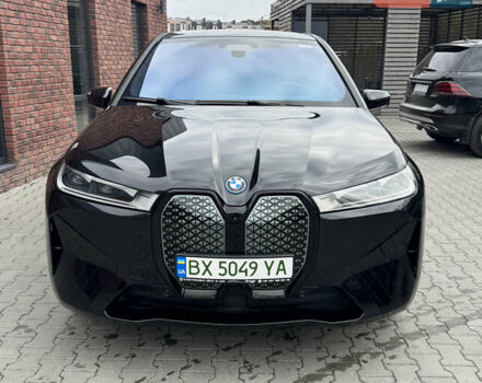 Черный БМВ iX, объемом двигателя 0 л и пробегом 55 тыс. км за 51500 $, фото 2 на Automoto.ua
