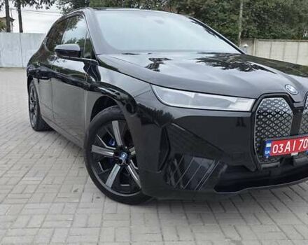 Черный БМВ iX, объемом двигателя 0 л и пробегом 98 тыс. км за 58800 $, фото 51 на Automoto.ua