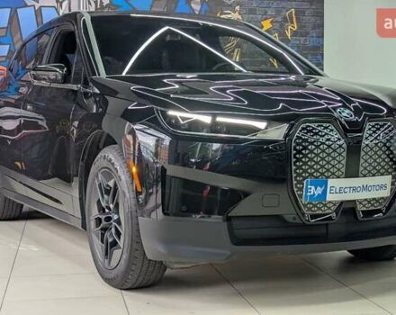Чорний БМВ iX, об'ємом двигуна 0 л та пробігом 23 тис. км за 62399 $, фото 1 на Automoto.ua