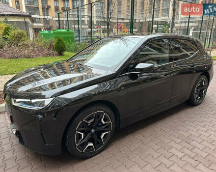 Чорний БМВ iX, об'ємом двигуна 0 л та пробігом 77 тис. км за 75900 $, фото 9 на Automoto.ua