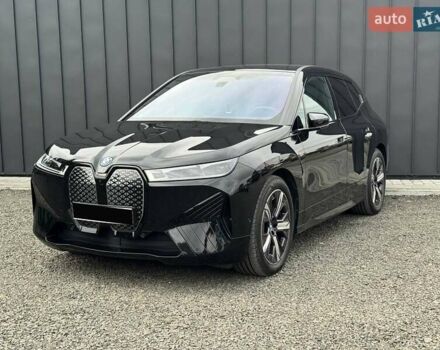 Черный БМВ iX, объемом двигателя 0 л и пробегом 17 тыс. км за 80900 $, фото 2 на Automoto.ua