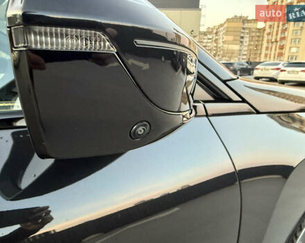 Черный БМВ iX, объемом двигателя 0 л и пробегом 19 тыс. км за 54800 $, фото 21 на Automoto.ua