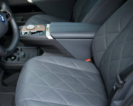 Черный БМВ iX, объемом двигателя 0 л и пробегом 6 тыс. км за 92000 $, фото 28 на Automoto.ua