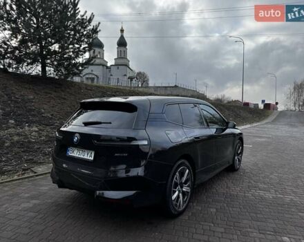 Черный БМВ iX, объемом двигателя 0 л и пробегом 27 тыс. км за 58500 $, фото 28 на Automoto.ua