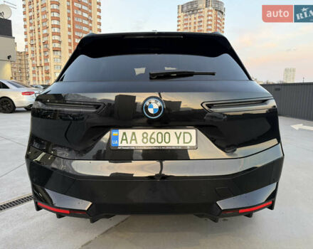 Черный БМВ iX, объемом двигателя 0 л и пробегом 19 тыс. км за 54800 $, фото 5 на Automoto.ua