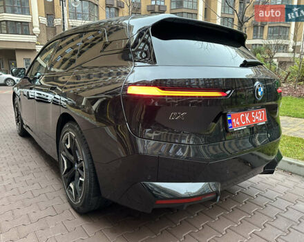 Чорний БМВ iX, об'ємом двигуна 0 л та пробігом 77 тис. км за 75900 $, фото 12 на Automoto.ua