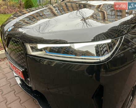 Чорний БМВ iX, об'ємом двигуна 0 л та пробігом 77 тис. км за 75900 $, фото 5 на Automoto.ua