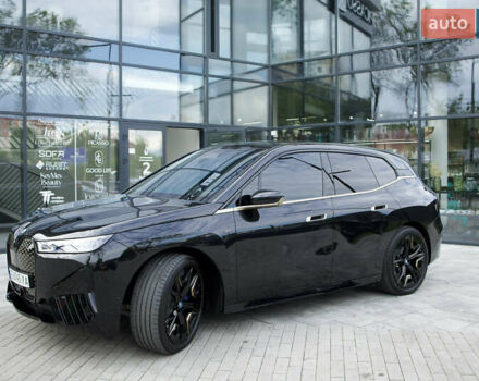 Черный БМВ iX, объемом двигателя 0 л и пробегом 5 тыс. км за 93532 $, фото 6 на Automoto.ua