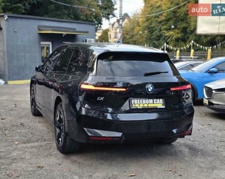 Чорний БМВ iX, об'ємом двигуна 0 л та пробігом 14 тис. км за 57500 $, фото 10 на Automoto.ua