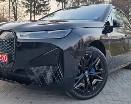 Черный БМВ iX, объемом двигателя 0 л и пробегом 48 тыс. км за 64999 $, фото 52 на Automoto.ua