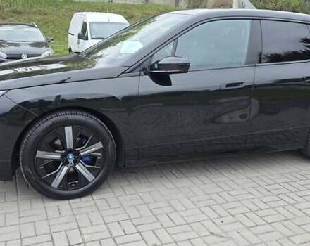 Черный БМВ iX, объемом двигателя 0 л и пробегом 98 тыс. км за 58800 $, фото 42 на Automoto.ua