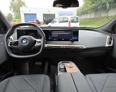 Черный БМВ iX, объемом двигателя 0 л и пробегом 98 тыс. км за 58800 $, фото 87 на Automoto.ua