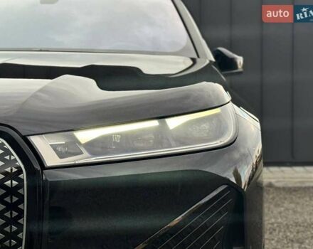 Черный БМВ iX, объемом двигателя 0 л и пробегом 17 тыс. км за 80900 $, фото 8 на Automoto.ua