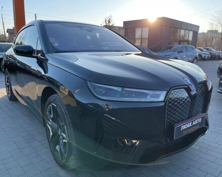 Черный БМВ iX, объемом двигателя 0 л и пробегом 14 тыс. км за 67300 $, фото 2 на Automoto.ua