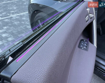 Черный БМВ iX, объемом двигателя 0 л и пробегом 72 тыс. км за 48500 $, фото 83 на Automoto.ua