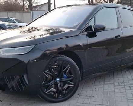Черный БМВ iX, объемом двигателя 0 л и пробегом 48 тыс. км за 64999 $, фото 53 на Automoto.ua