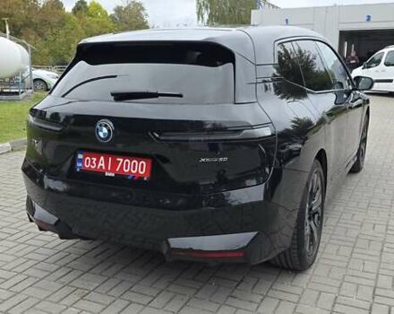 Черный БМВ iX, объемом двигателя 0 л и пробегом 98 тыс. км за 58800 $, фото 27 на Automoto.ua