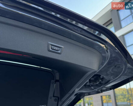 Черный БМВ iX, объемом двигателя 0 л и пробегом 72 тыс. км за 48500 $, фото 90 на Automoto.ua