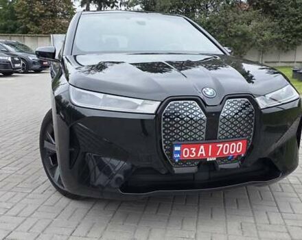 Черный БМВ iX, объемом двигателя 0 л и пробегом 98 тыс. км за 58800 $, фото 53 на Automoto.ua