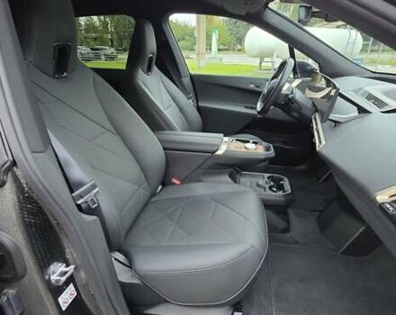 Черный БМВ iX, объемом двигателя 0 л и пробегом 98 тыс. км за 58800 $, фото 108 на Automoto.ua