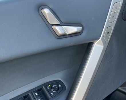 Черный БМВ iX, объемом двигателя 0 л и пробегом 14 тыс. км за 67300 $, фото 11 на Automoto.ua