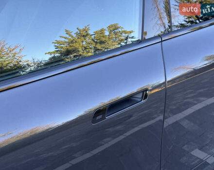 Черный БМВ iX, объемом двигателя 0 л и пробегом 72 тыс. км за 48500 $, фото 21 на Automoto.ua