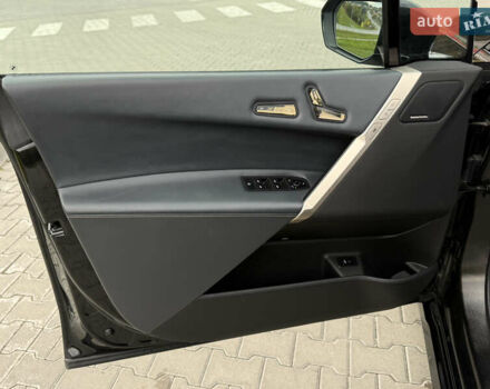 Черный БМВ iX, объемом двигателя 0 л и пробегом 46 тыс. км за 67999 $, фото 17 на Automoto.ua