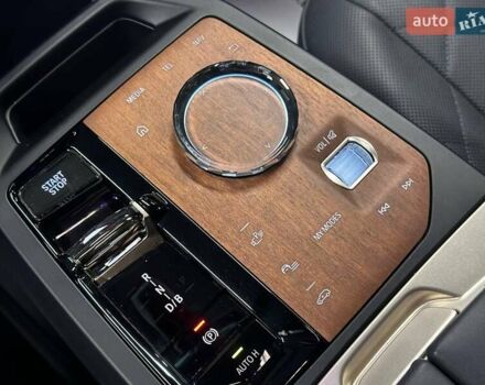 Черный БМВ iX, объемом двигателя 0 л и пробегом 62 тыс. км за 60390 $, фото 20 на Automoto.ua