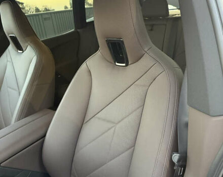 Черный БМВ iX, объемом двигателя 0 л и пробегом 19 тыс. км за 54800 $, фото 17 на Automoto.ua