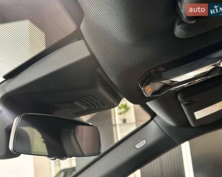 Черный БМВ iX, объемом двигателя 0 л и пробегом 62 тыс. км за 60390 $, фото 32 на Automoto.ua
