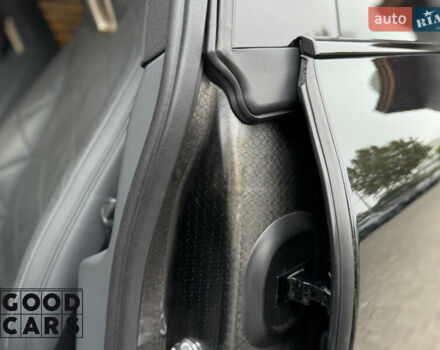 Черный БМВ iX, объемом двигателя 0 л и пробегом 38 тыс. км за 72000 $, фото 14 на Automoto.ua