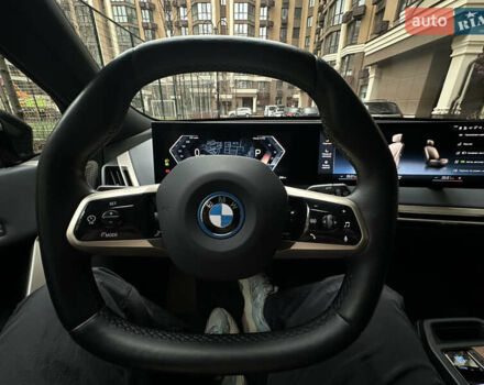 Чорний БМВ iX, об'ємом двигуна 0 л та пробігом 77 тис. км за 75900 $, фото 41 на Automoto.ua