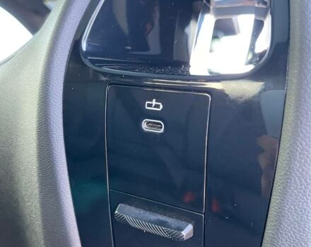 Черный БМВ iX, объемом двигателя 0 л и пробегом 14 тыс. км за 67300 $, фото 19 на Automoto.ua