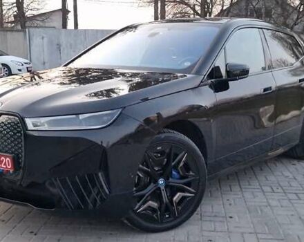 Черный БМВ iX, объемом двигателя 0 л и пробегом 48 тыс. км за 64999 $, фото 54 на Automoto.ua