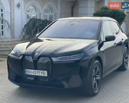 Черный БМВ iX, объемом двигателя 0 л и пробегом 1 тыс. км за 58000 $, фото 1 на Automoto.ua