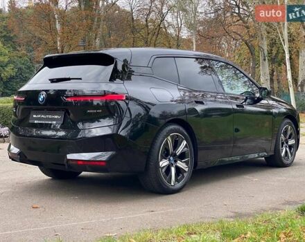 Чорний БМВ iX, об'ємом двигуна 0 л та пробігом 19 тис. км за 59999 $, фото 7 на Automoto.ua