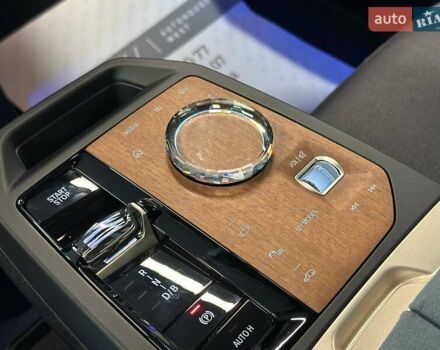 Чорний БМВ iX, об'ємом двигуна 0 л та пробігом 10 тис. км за 81469 $, фото 17 на Automoto.ua