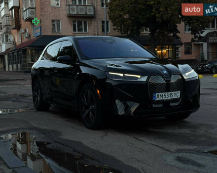Черный БМВ iX, объемом двигателя 0 л и пробегом 5 тыс. км за 65000 $, фото 6 на Automoto.ua
