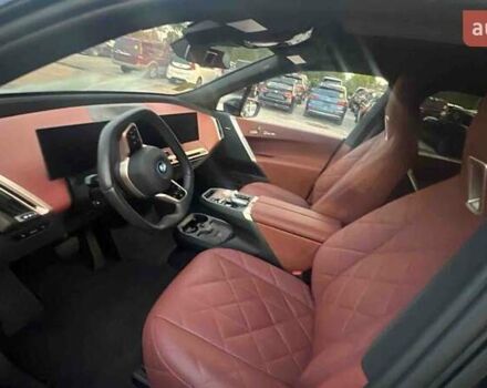 Чорний БМВ iX, об'ємом двигуна 0 л та пробігом 5 тис. км за 88990 $, фото 6 на Automoto.ua