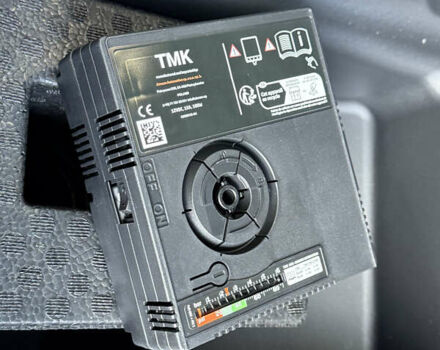 Черный БМВ iX, объемом двигателя 0 л и пробегом 1 тыс. км за 92000 $, фото 42 на Automoto.ua